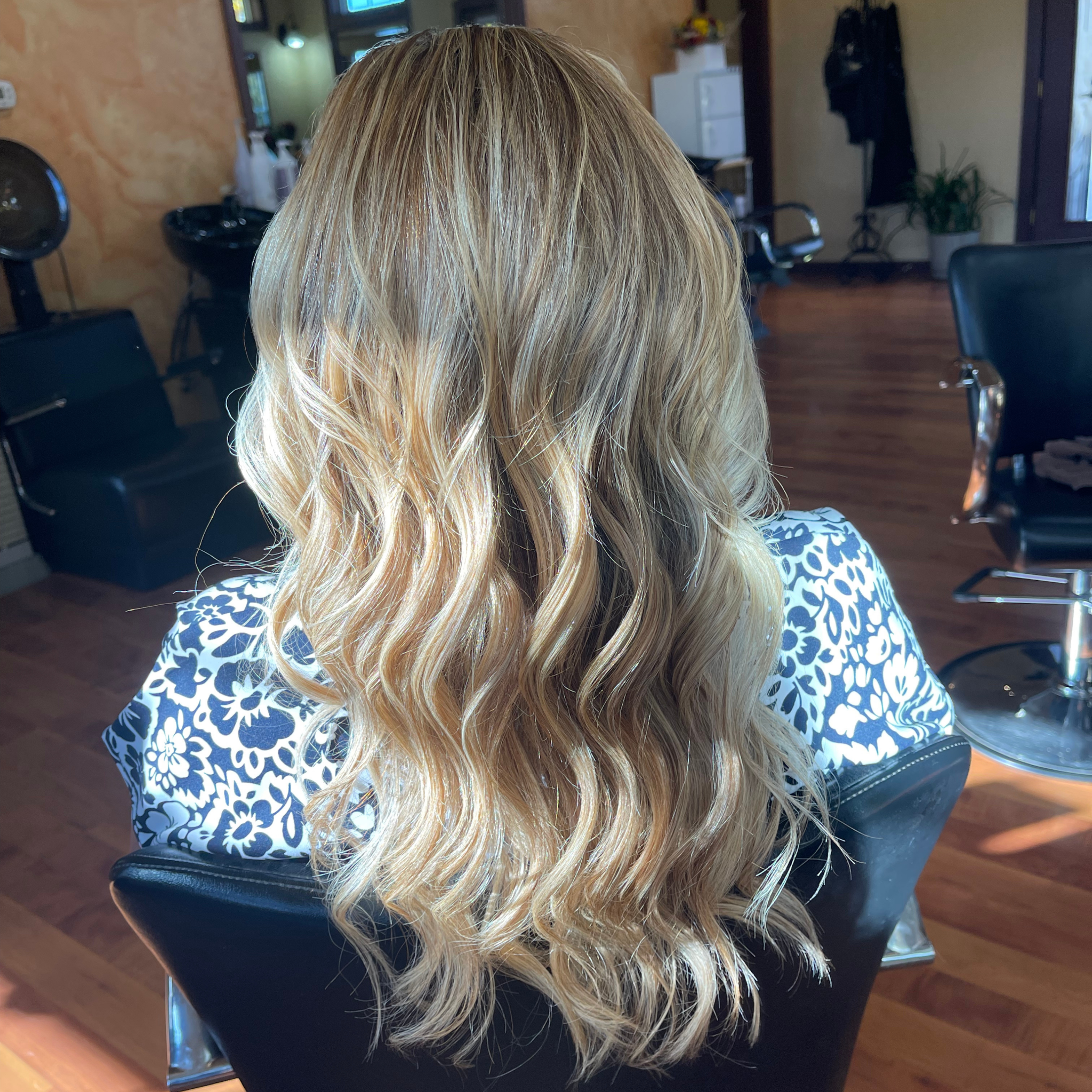 Golden blonde lengths by Miracelly Salon & Spa