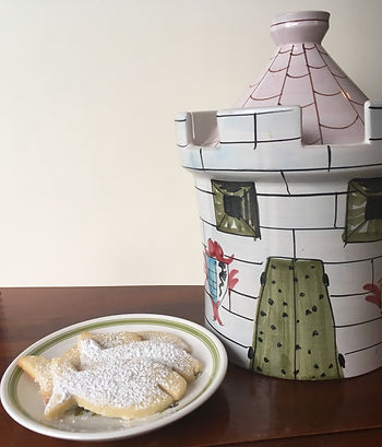 These classic butter cookies are enhanced with the spicy, herbal warmth of anise seed.