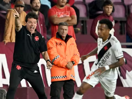 Estreia de Fernando Diniz: Vasco perde para o Lanús e se complica na Copa Sul-Americana
