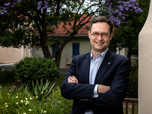 Petrus de Vries: Arquitecto del campo de investigación del autismo en África
