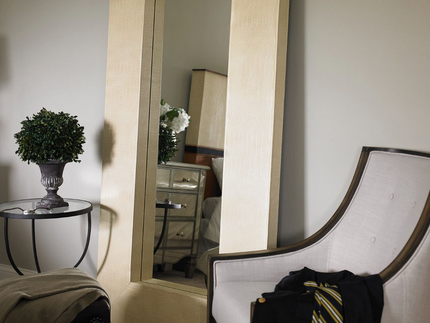 78_5623-15 Ivory Croc1.jpg