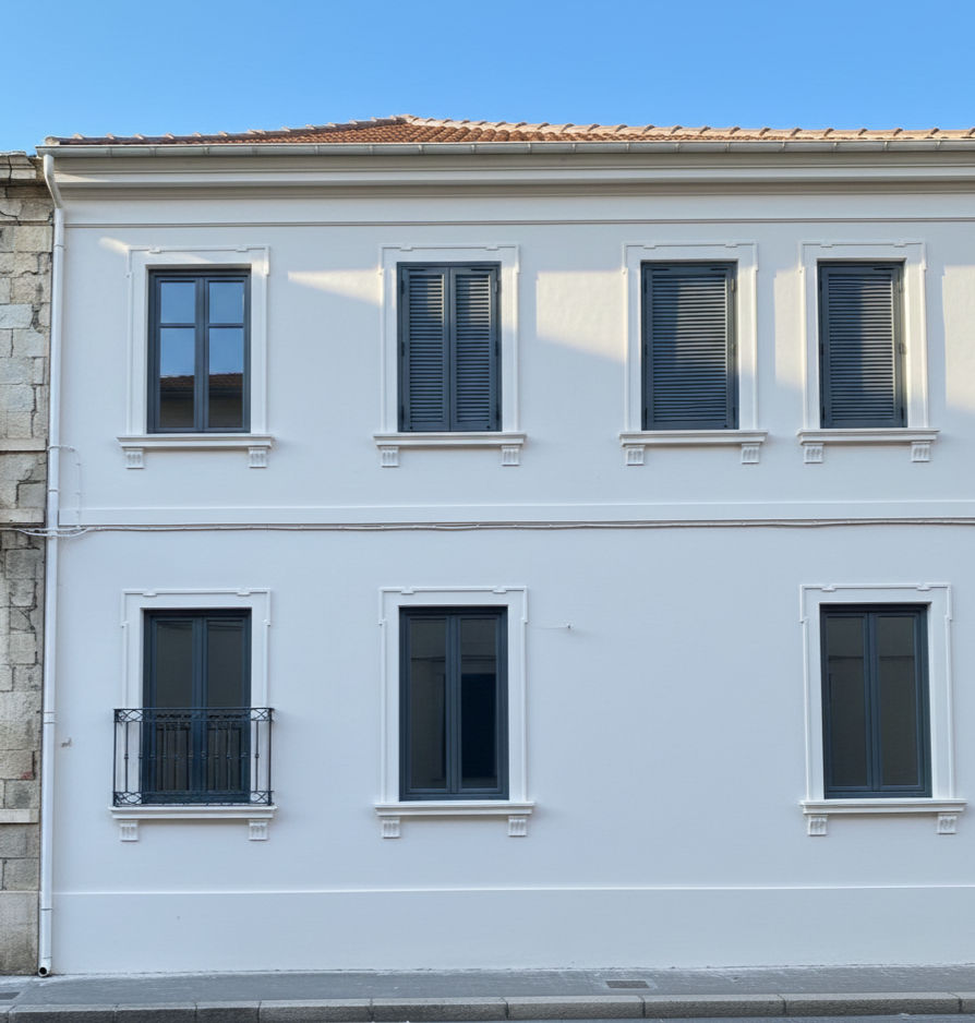 Edifício de habitação após processo de Legalização aprovado e conclusão das obras de remodelação e reabilitação