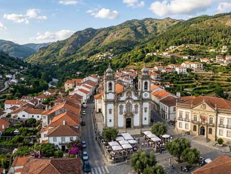 Vista aérea de uma zona com valorização paisagística do património