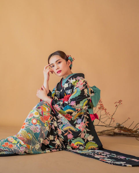 色打掛を着た花嫁