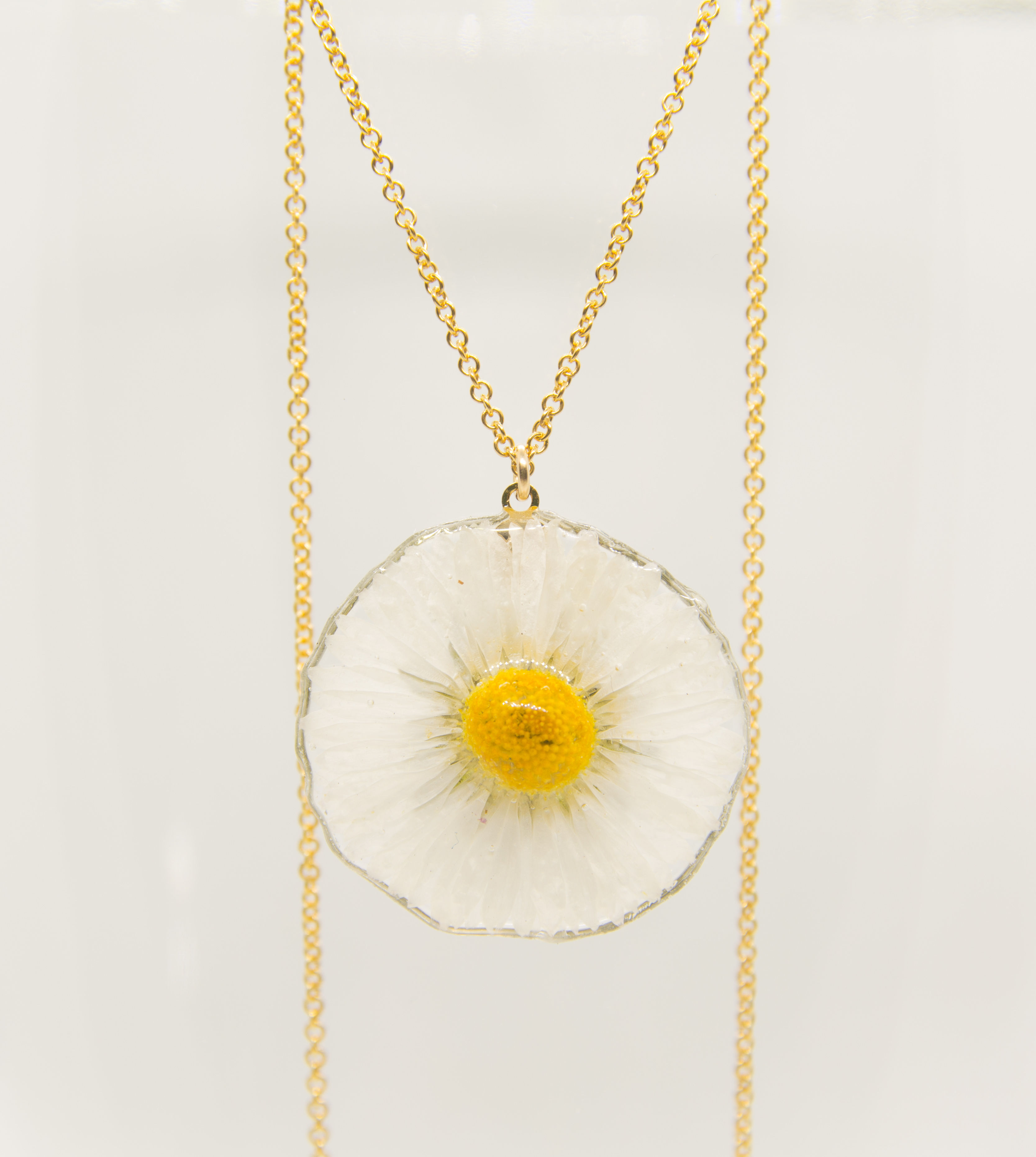 iida jewellery - Real Daisy Necklace