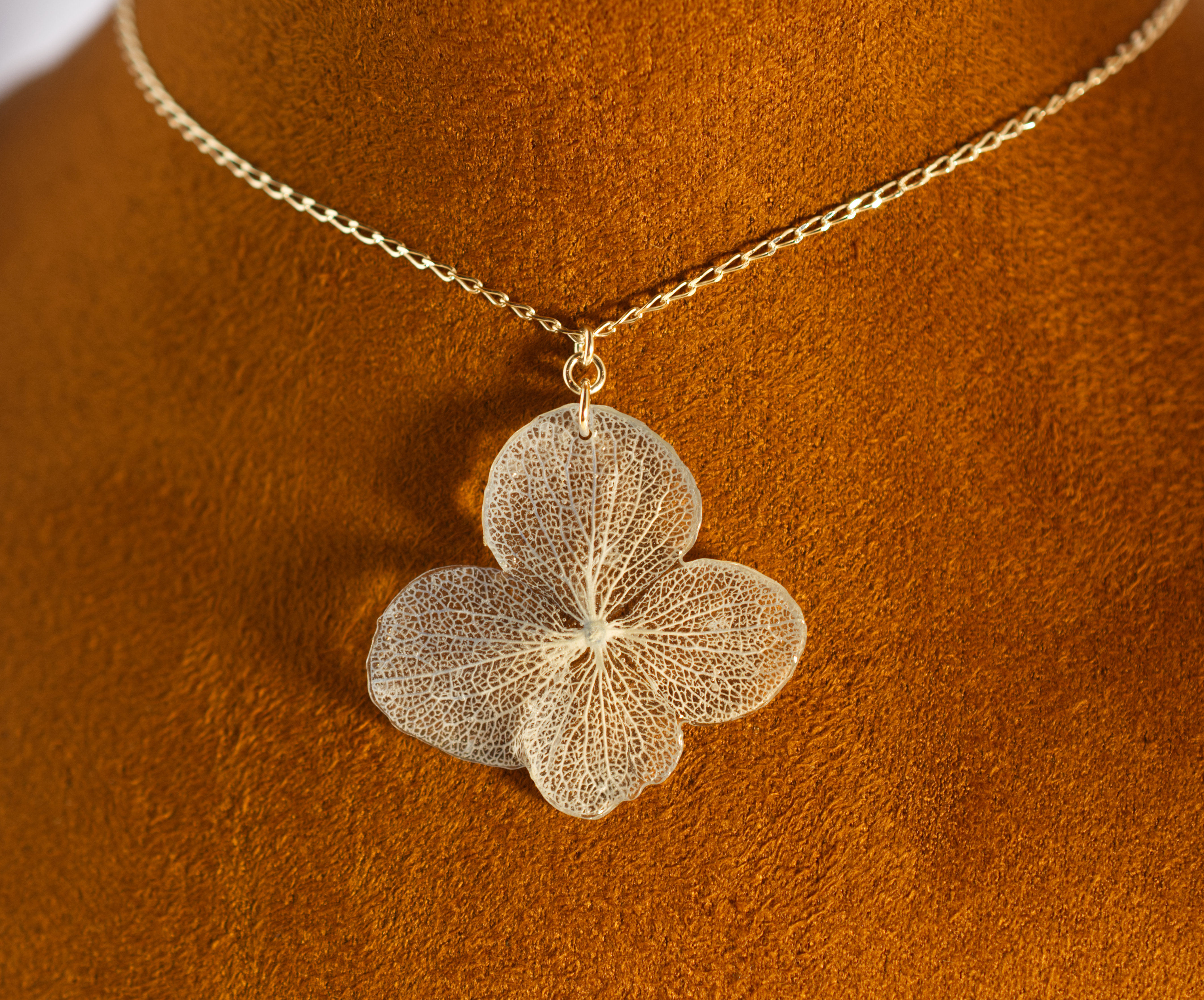 Light blue hydrangea necklace
