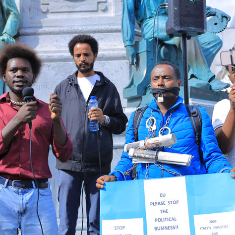 David Yambio addresses survivors in Brussels: “We are not forgetting what happened to us in Libya”