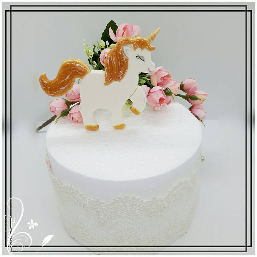 Miniaturbild: Einhorn aus Fondant (Zuckerpaste) - Tortenaufleger, Muffinaufleger, Caketopper,