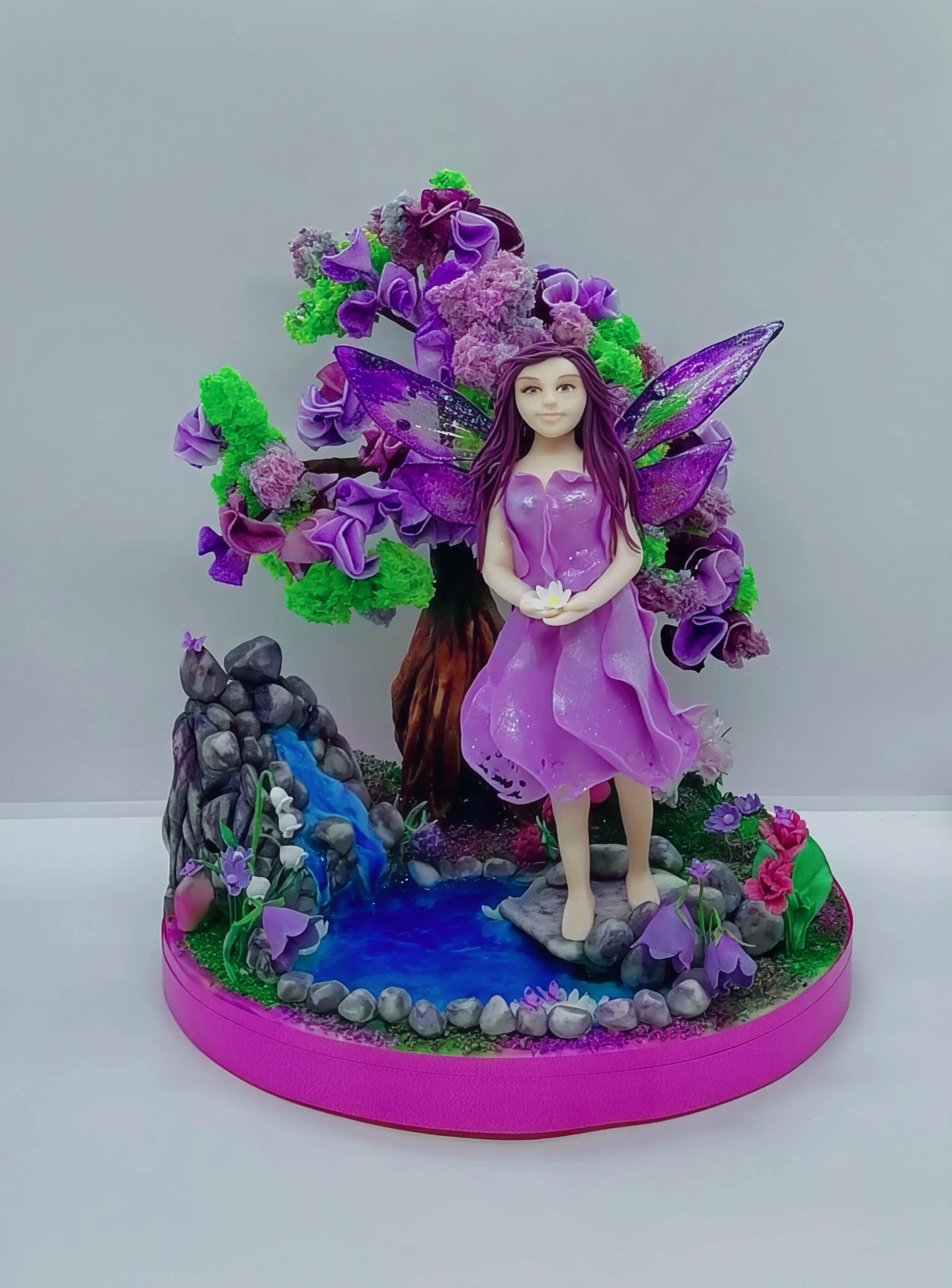 Handgemachter Premium-Tortenaufsatz „Magische Waldfee“ aus Fondant