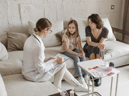 How to Know When Your Family Could Benefit From Therapy