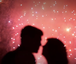 Heiratsantrag mit einem Feuerwerk von pillar of fire - Die Kunst des Feuerwerks