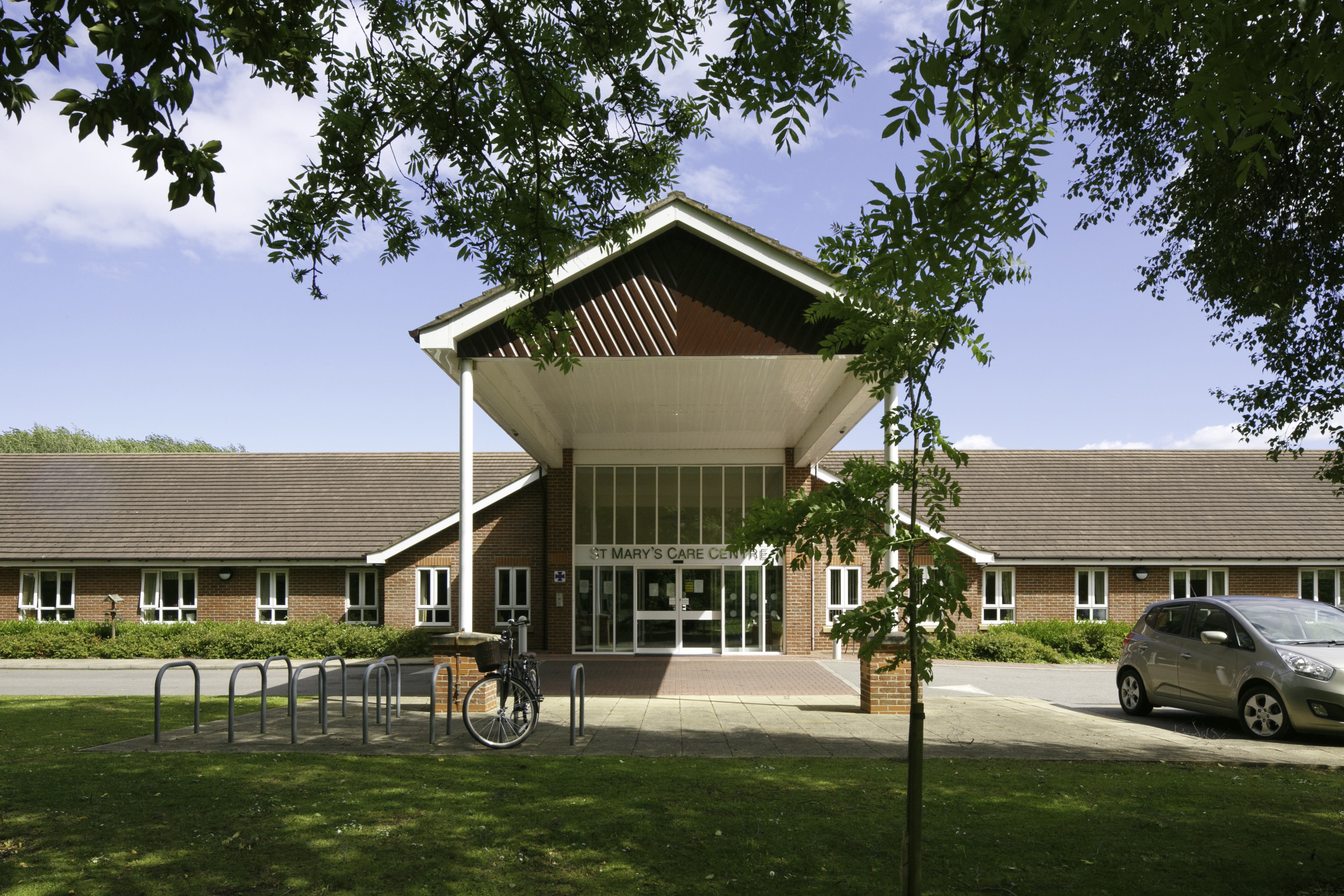 care homes near yateley