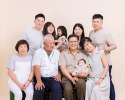 三代同堂全家福