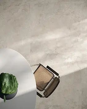 Keramische vloertegels in een zachte natuurlijke travertin look.