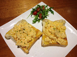 2 Eggs with Toast (Scrambled)