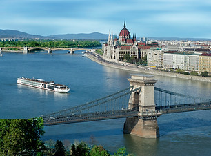 CC_Longship_Budapest_Horiz1_Longships.jpg