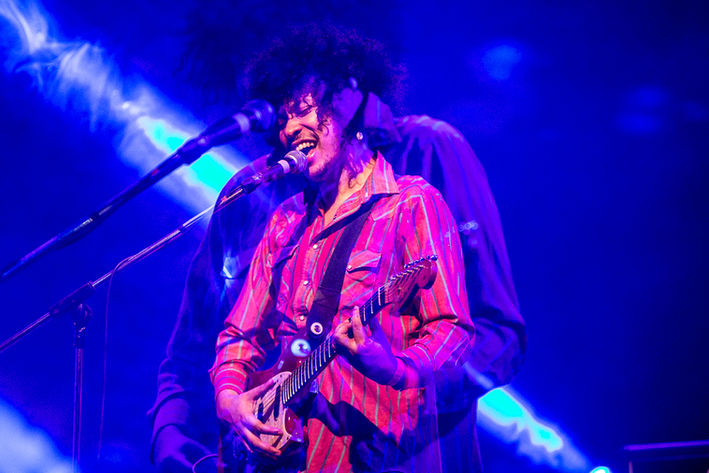 boogarins_alexandrebiciati-12.jpg