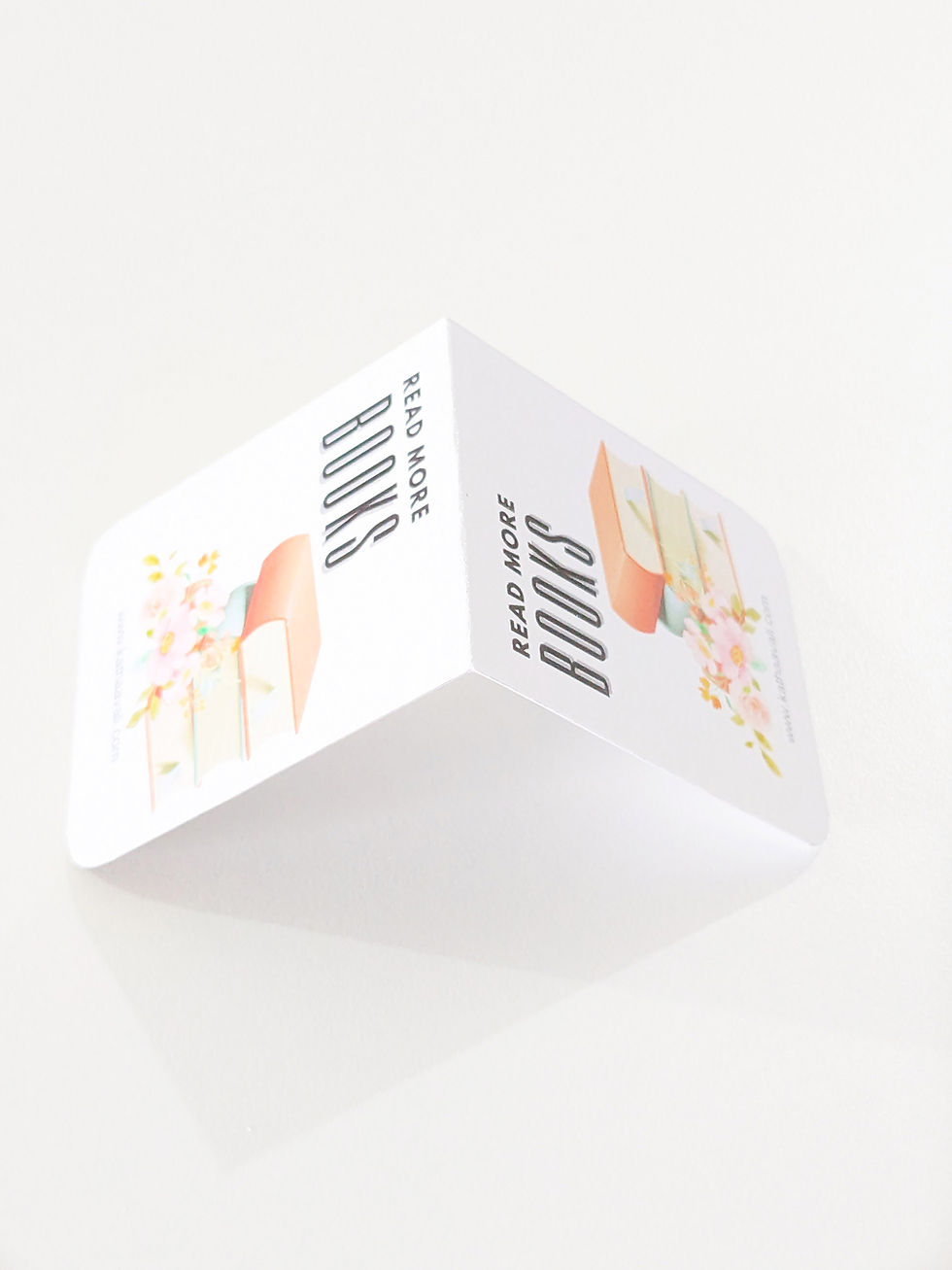 Thumbnail: magnetic bookmark