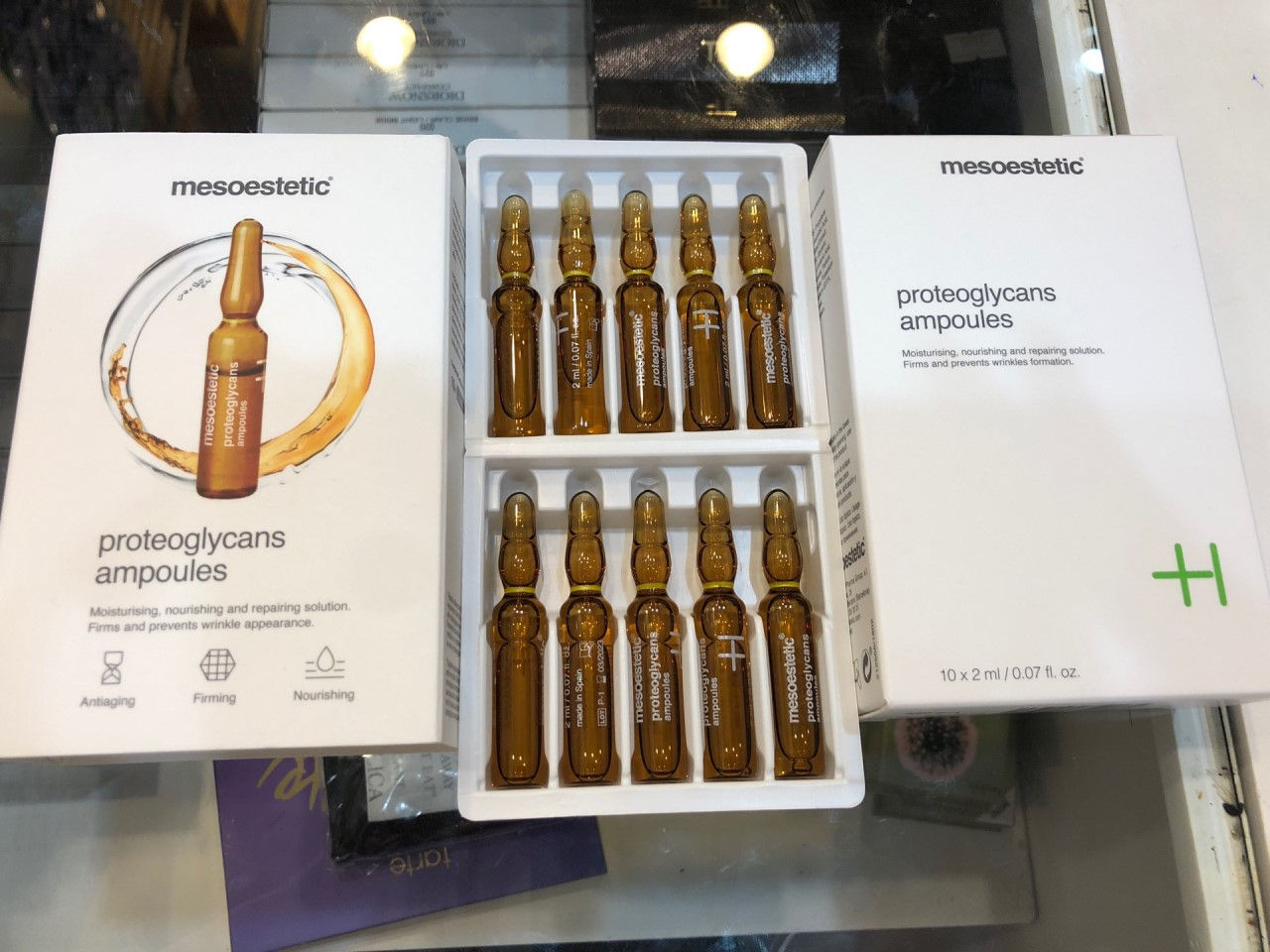 งานหมอผิวหนังของประเทศสเปนคะ ส่วนผสมดีมากๆๆๆ เค้าช่วยเยียวยาผิวที่แก่ให้กลับมาเด