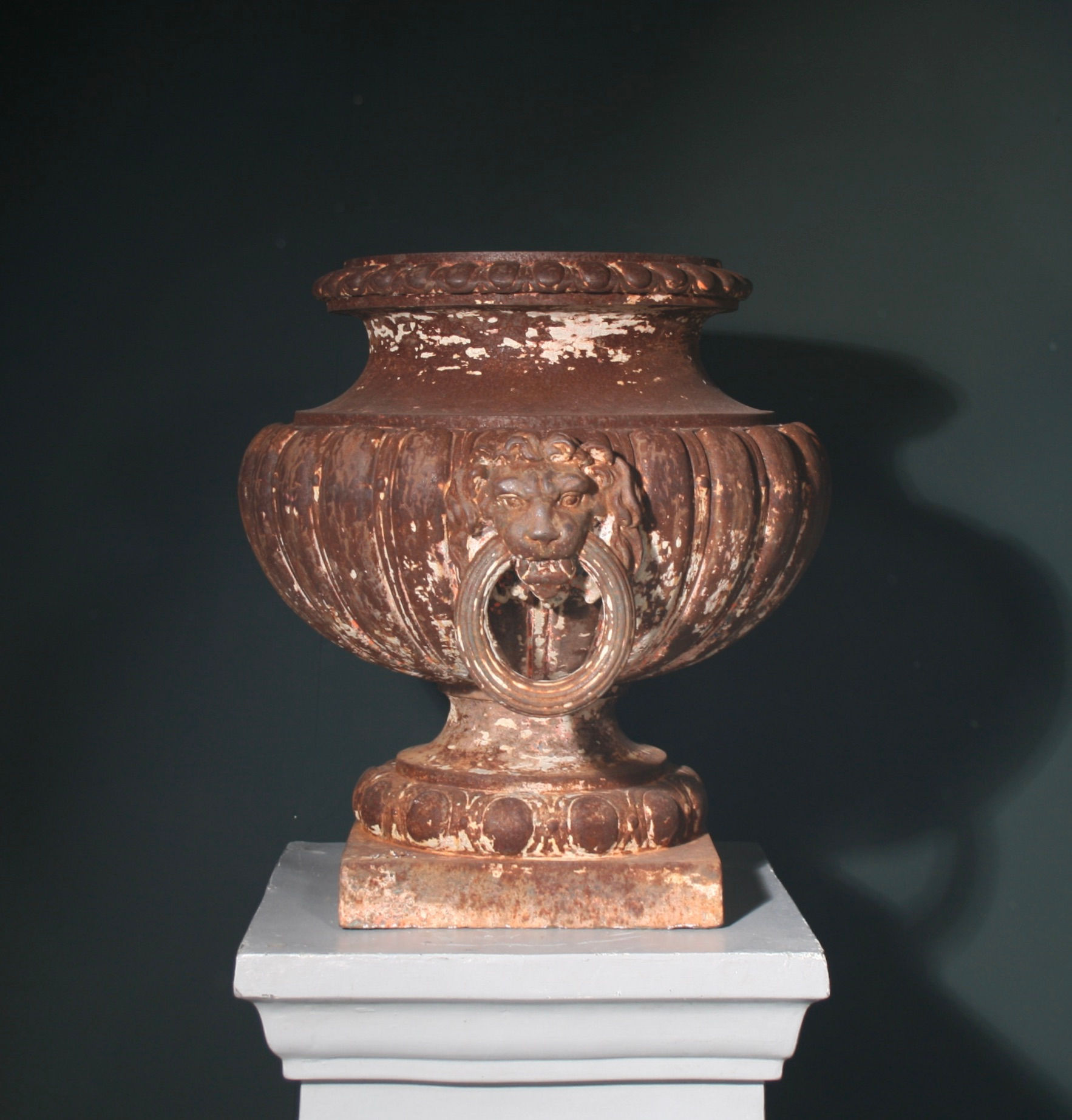 ORIGINAL VAL D'OSNE FOUNDRY URN