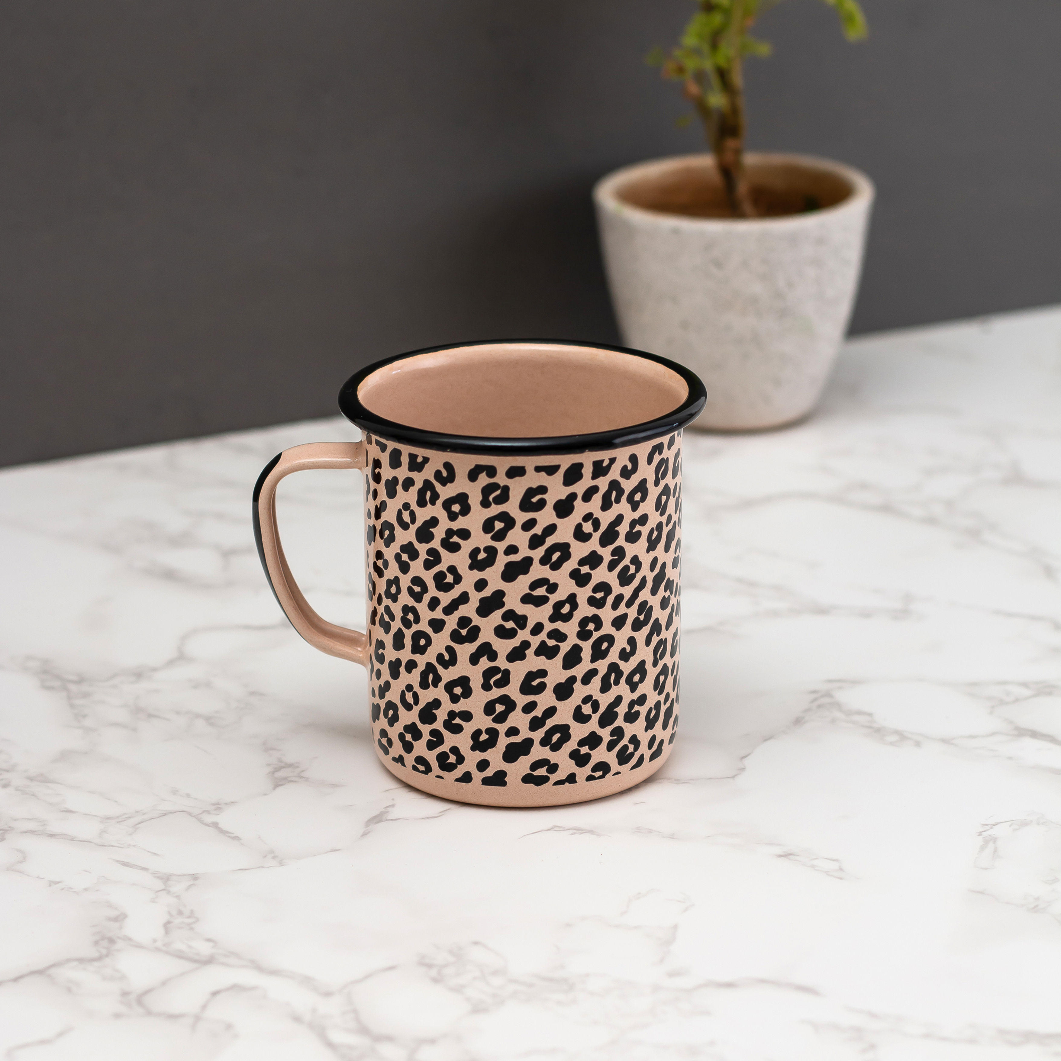 ヒョウエナメルマグ