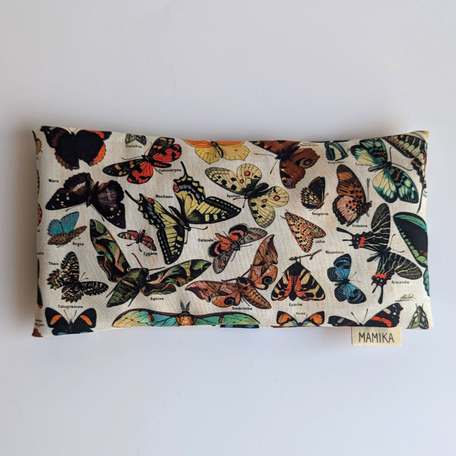 כרית עיניים: Butterflies