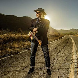 Dave Alvin - 400.jpg