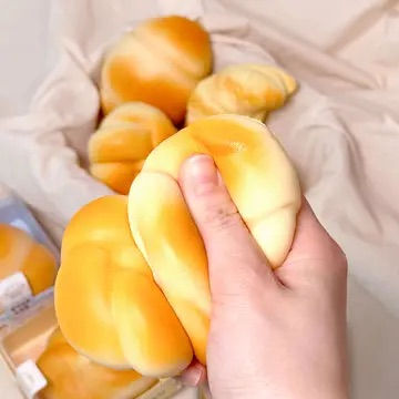 Thumbnail: Le Croissant Stuffed / Stress Relief Toy
