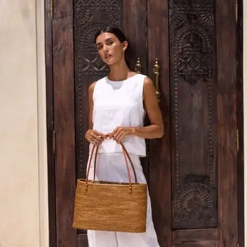 Thumbnail: Ata Vine Tote Bag - Medium