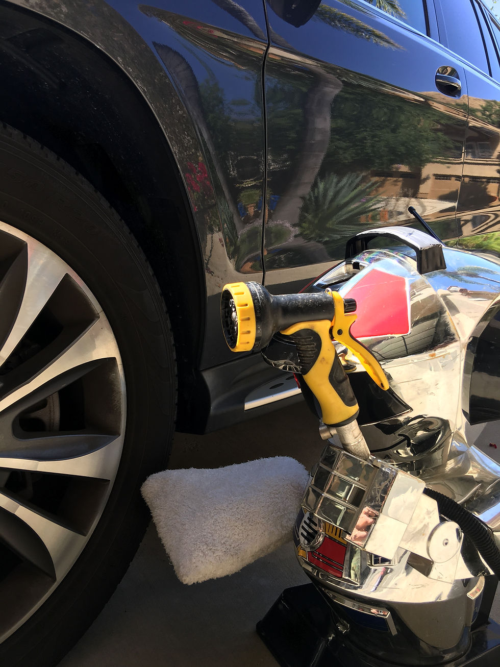 AI robot washes your car