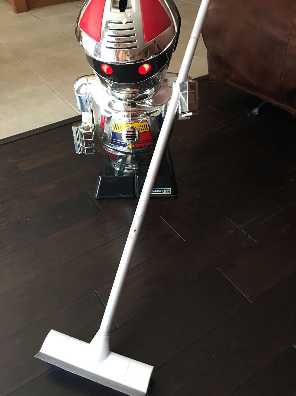 AI robot mops the floor