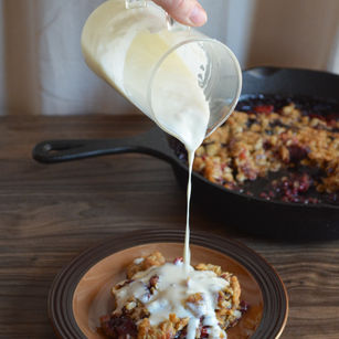 Crumble aux petits fruit & crème anglaise au fromage à la crème