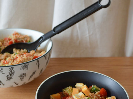Salade de couscous au poulet mariné au pesto de tomates séchés