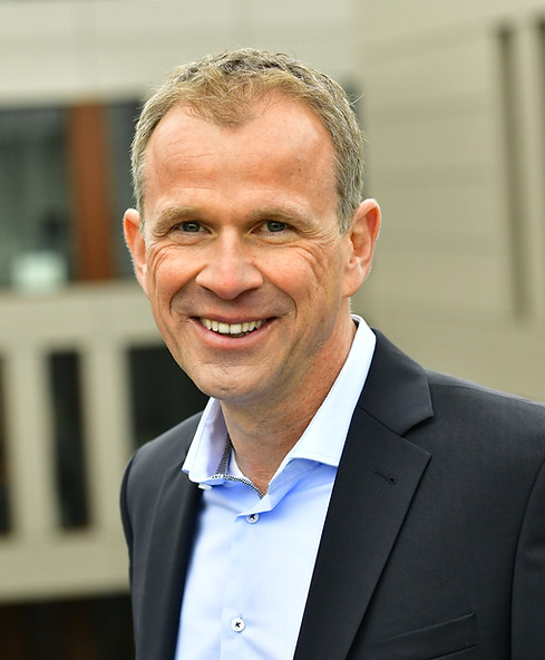 WICK-BM-02.2024-3414_weiss_bunt Kopie.jpg