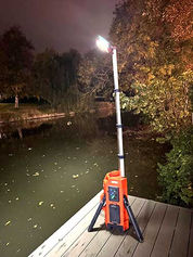 Tl-400 lighting up search and rescue session