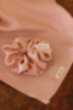 Thumbnail: Seiden Foulard + Scrunchie