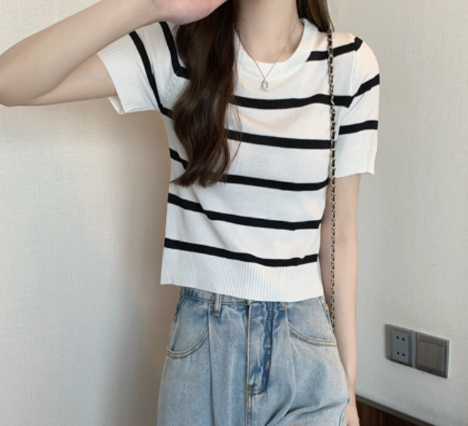 الصورة المصغرة: Women Knitted Short Sleeve T-shirt