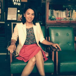 ครูชนนิกานต์ คำจันทร์