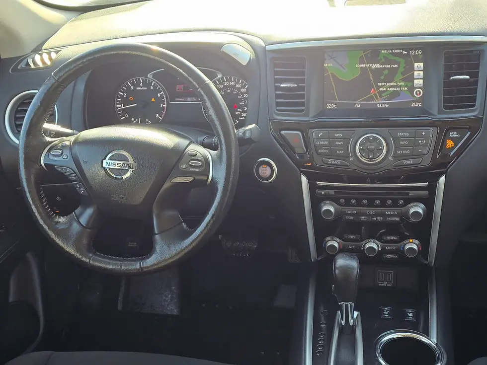 Thumbnail: 2018 Nissan Pathfinder