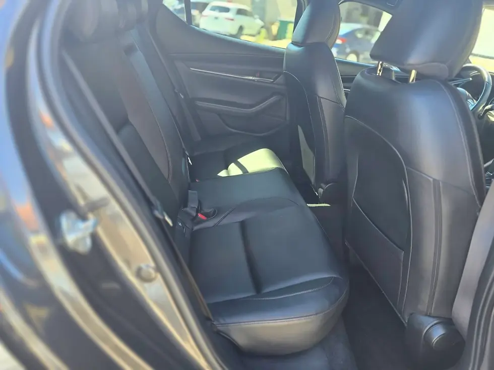 Thumbnail: 2020 Mazda Mazda3 Sport