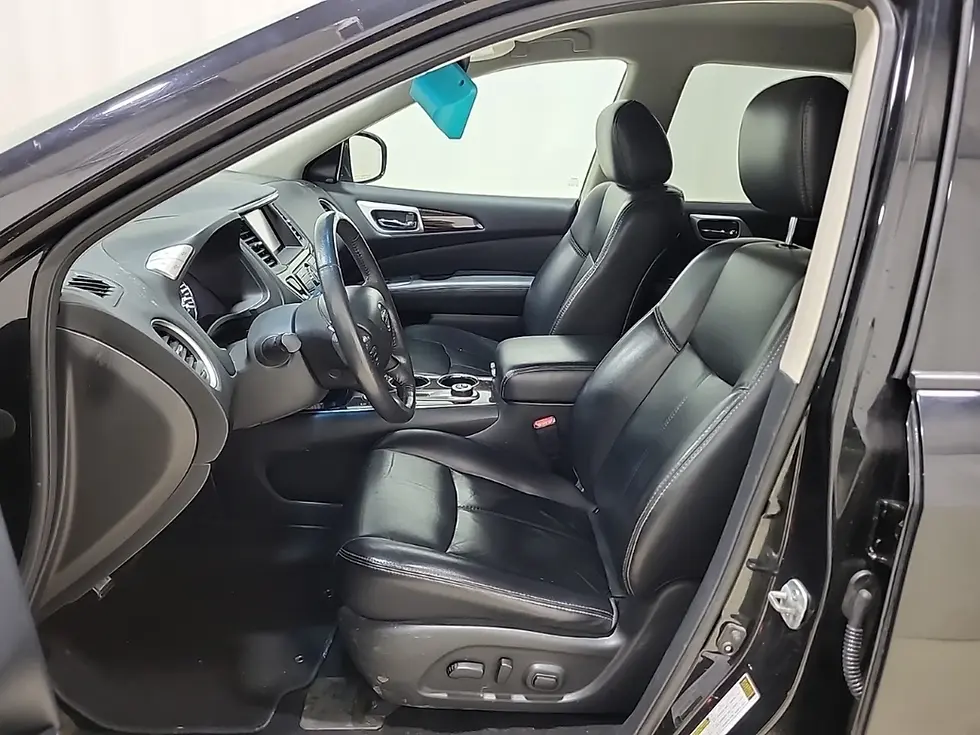 Thumbnail: 2016 Nissan Pathfinder SL