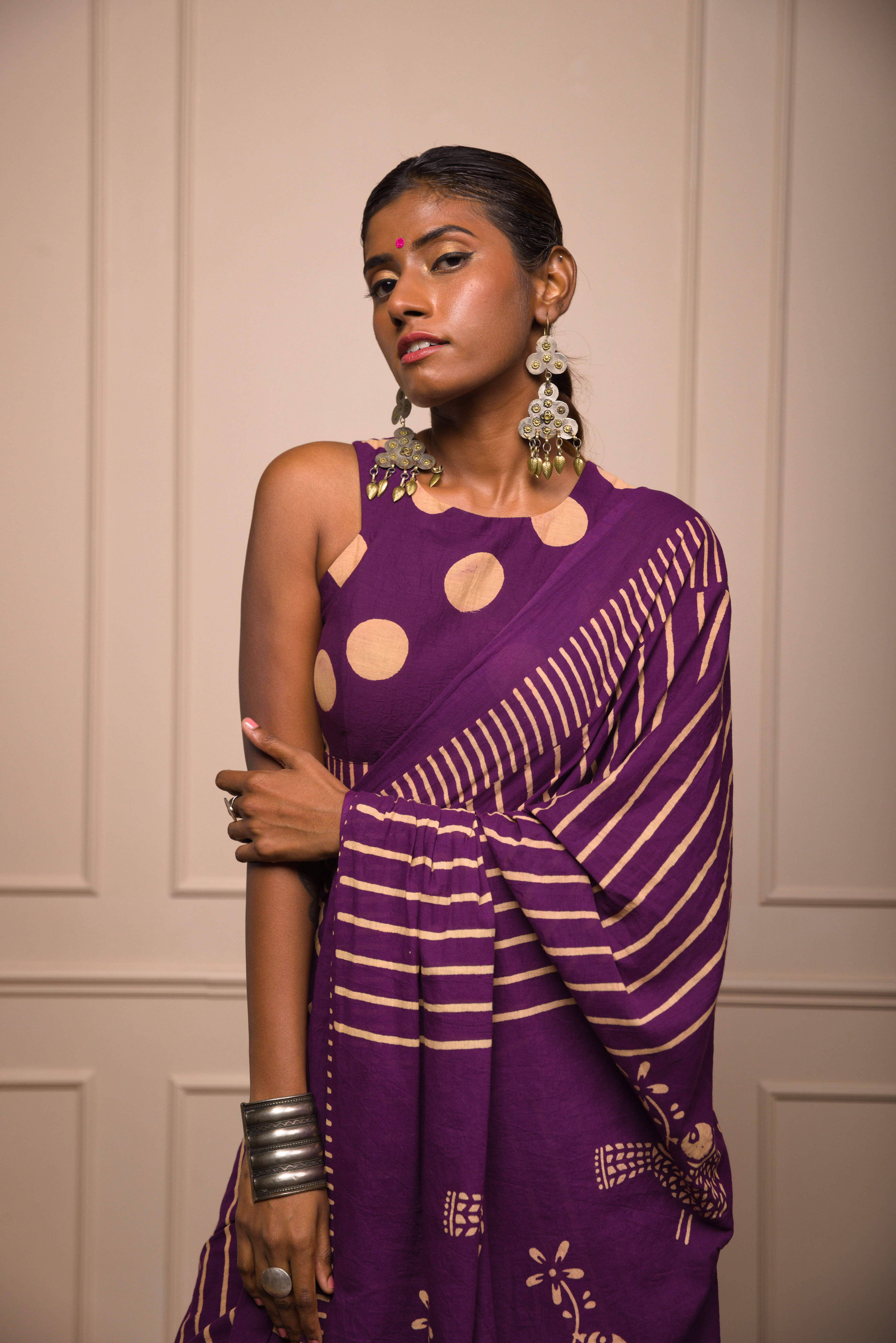 Frontal Mid Length View