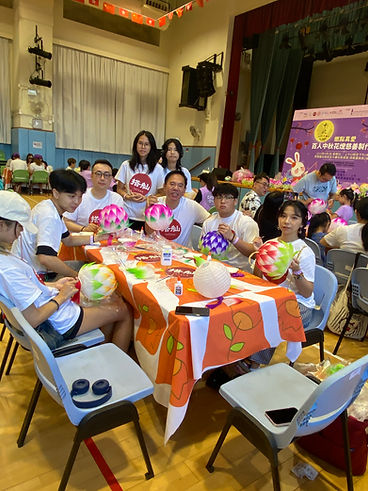 TAPSAN Lantern Making31.JPG