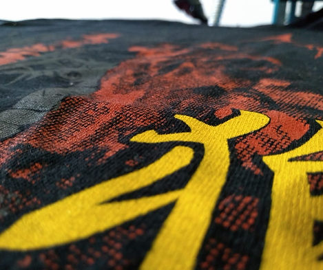 plastisol 2 serigrafia aztkawolf.jpg