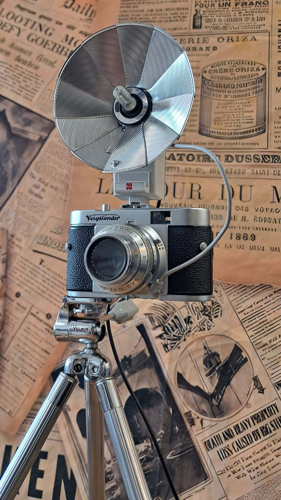 Thumbnail: 1958 Voigtländer Vito camera lamp