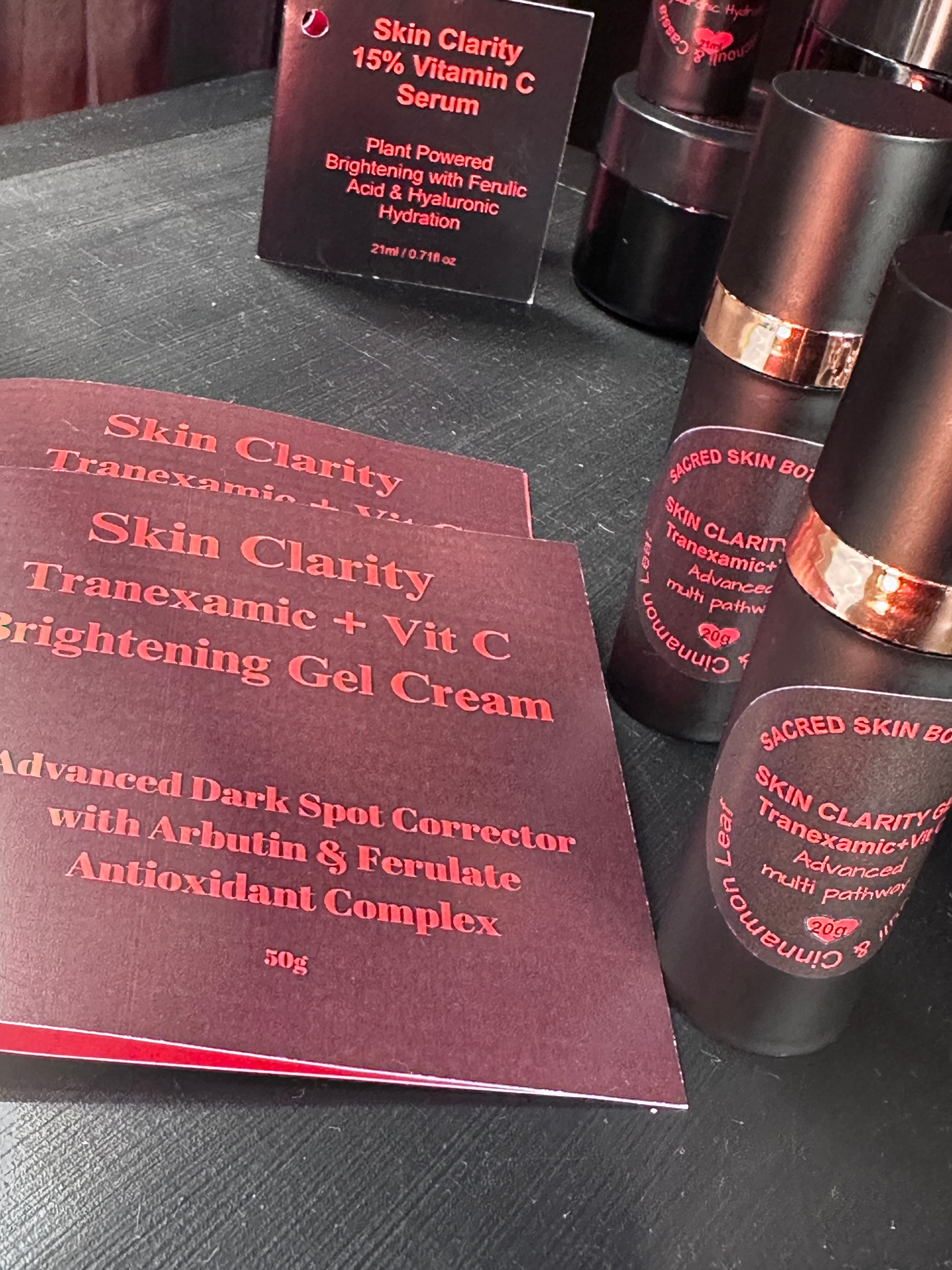 Tranexamic  + Vit C face gel 