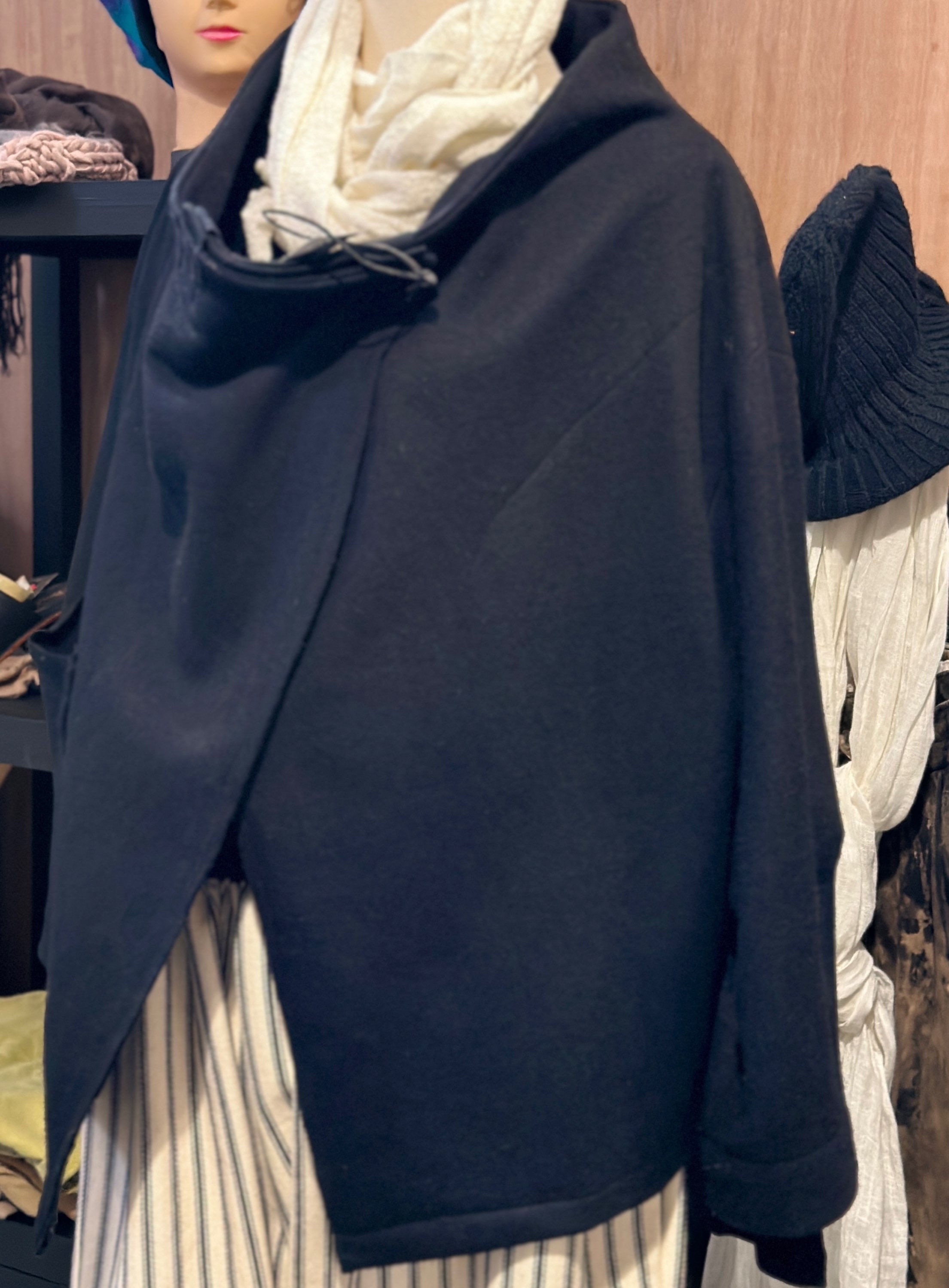 Black wool Asymetrical Cardie