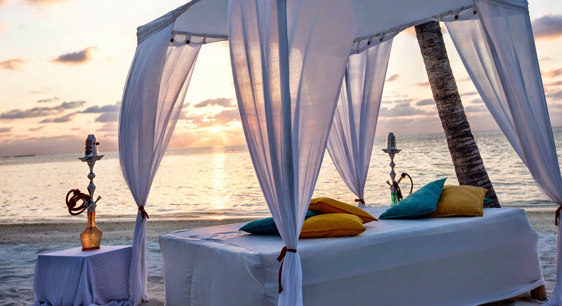 Luxury Hookah Mexico Hookah Catering Hookah Outsourcing Cancun