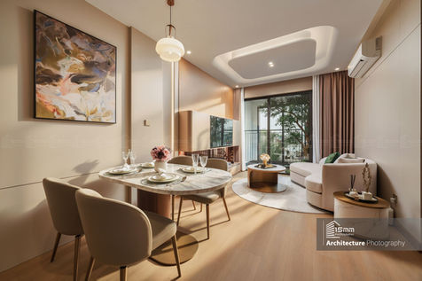 Chụp ảnh nội thất phòng ăn căn hộ chung cư với bộ bàn ăn hiện đại, đèn thả trần nghệ thuật sang trọng, Việt Nam.