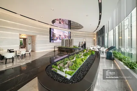 Chup anh Lumi Hanoi toan canh khu vuc sa ban canh quan va lobby trien lam hien dai hoanh trang boi 15mmphoto
